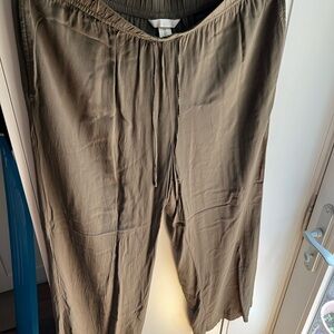 H&M Khaki Elastic Waist Pants
